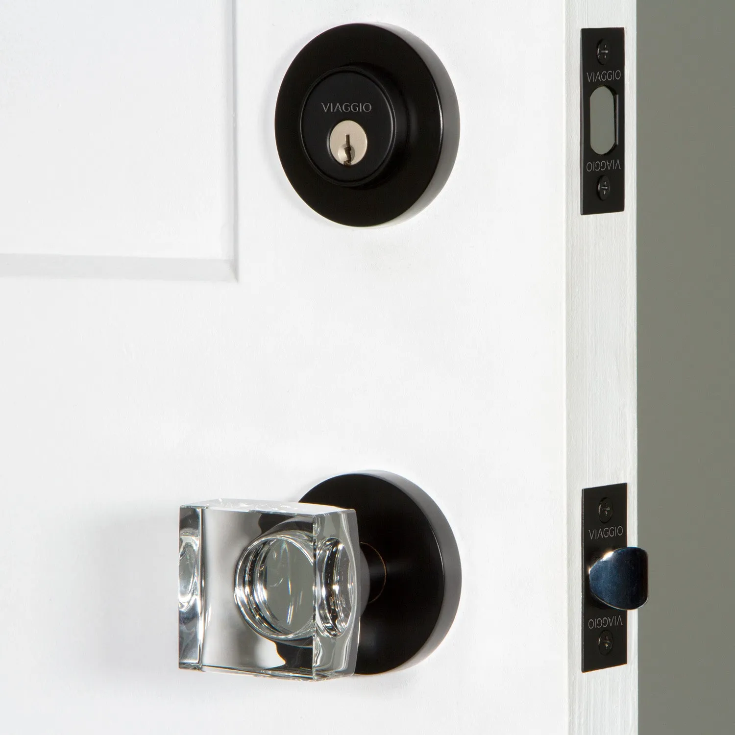 Circolo Rosette Entry Set with Quadrato Crystal Knob in Satin Black