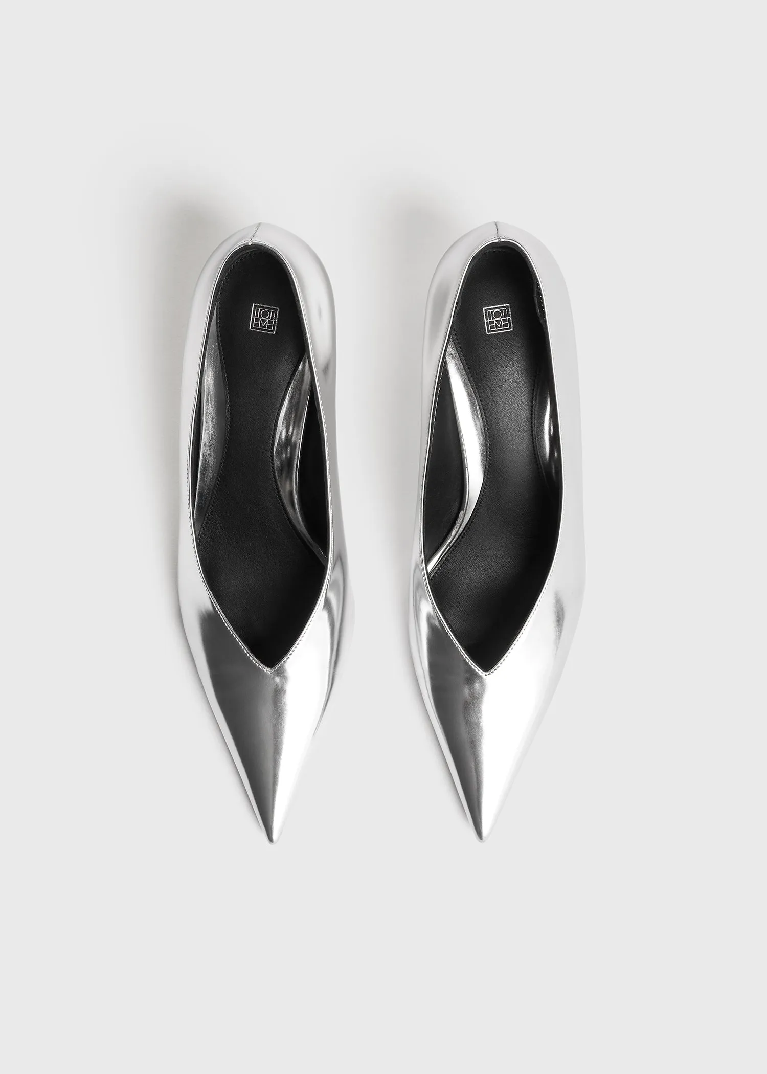 The Wedge-Heel Pump silver